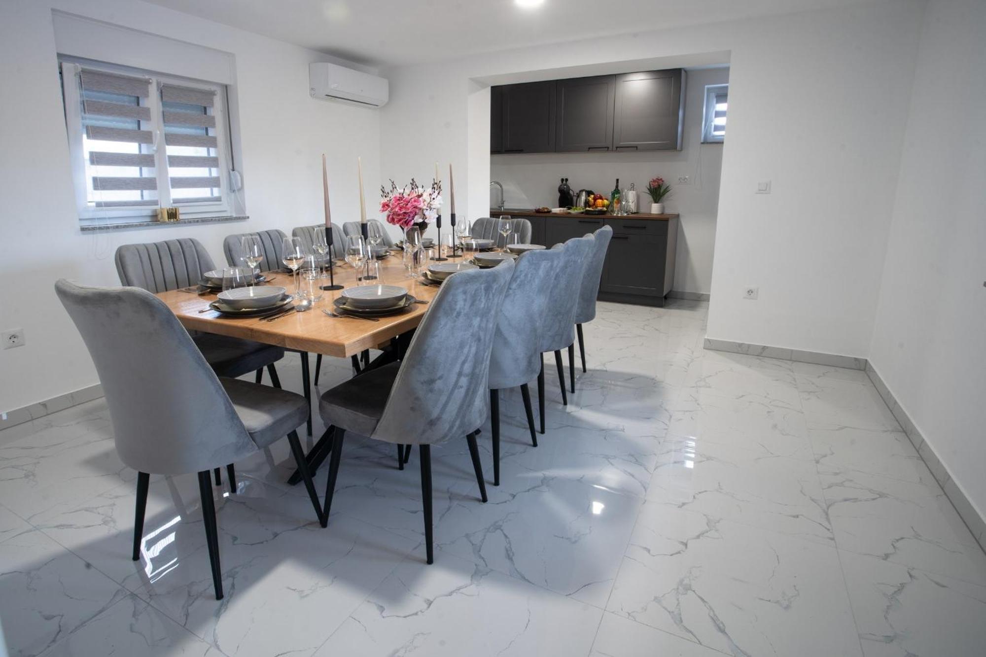 ליובוסקי Villa Aurora מראה חיצוני תמונה