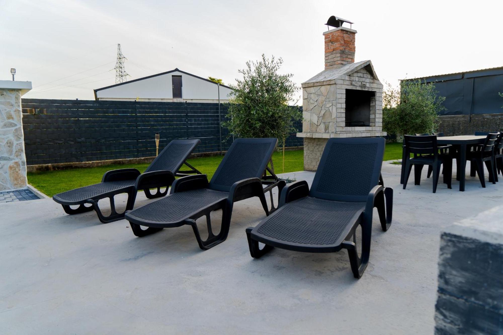 ליובוסקי Villa Aurora מראה חיצוני תמונה