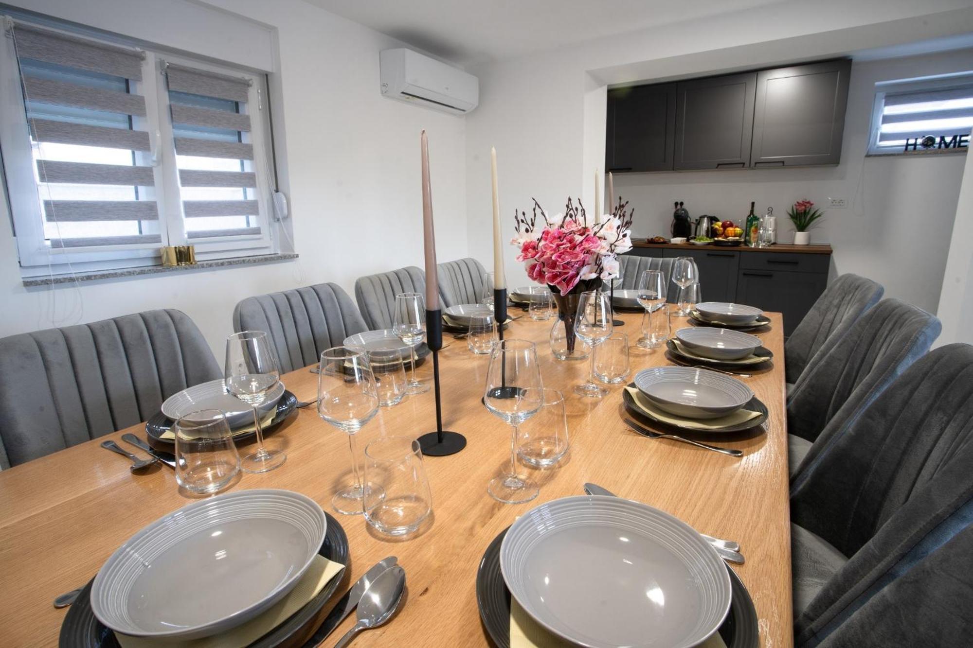 ליובוסקי Villa Aurora מראה חיצוני תמונה
