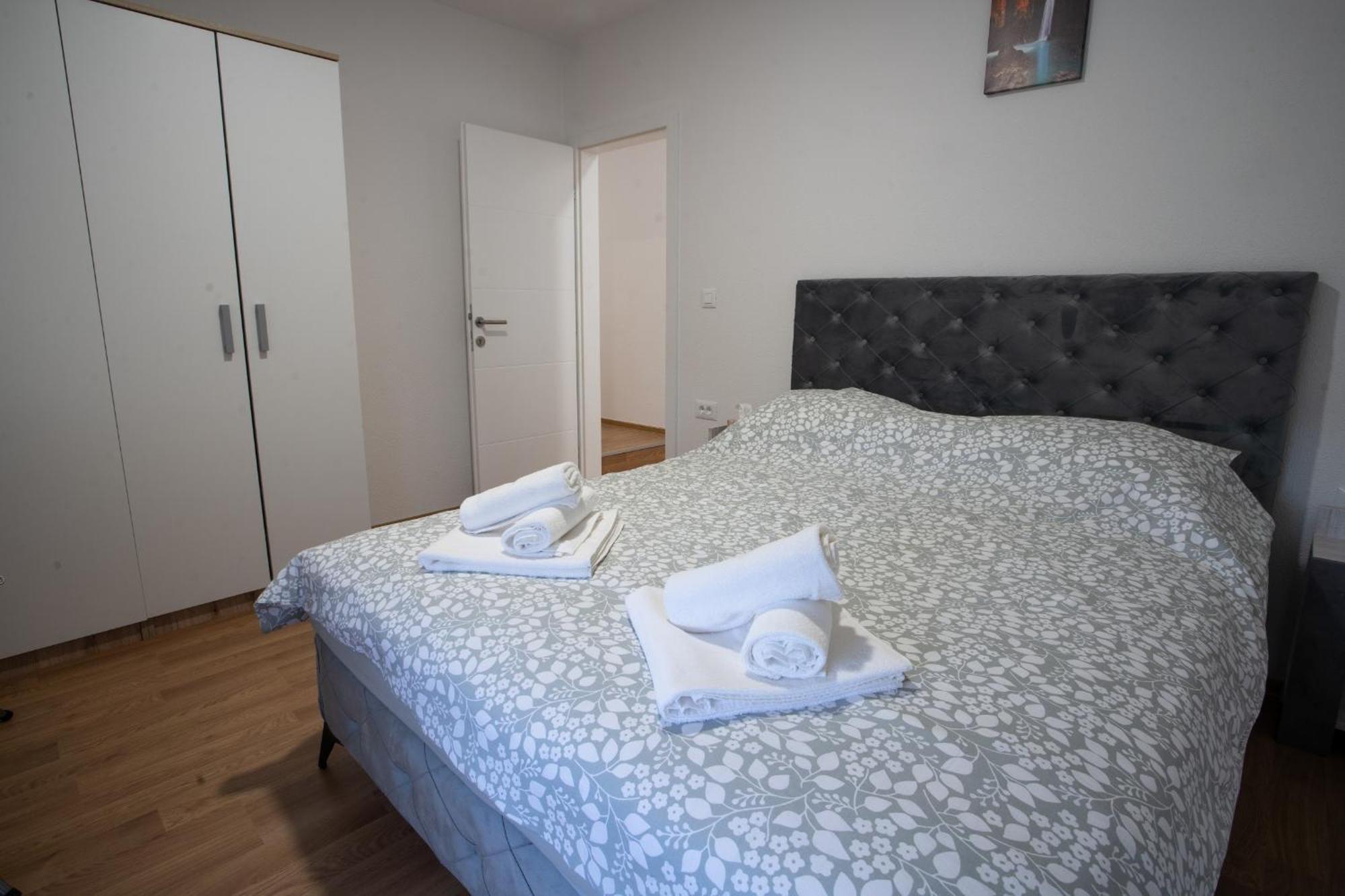 ליובוסקי Villa Aurora מראה חיצוני תמונה