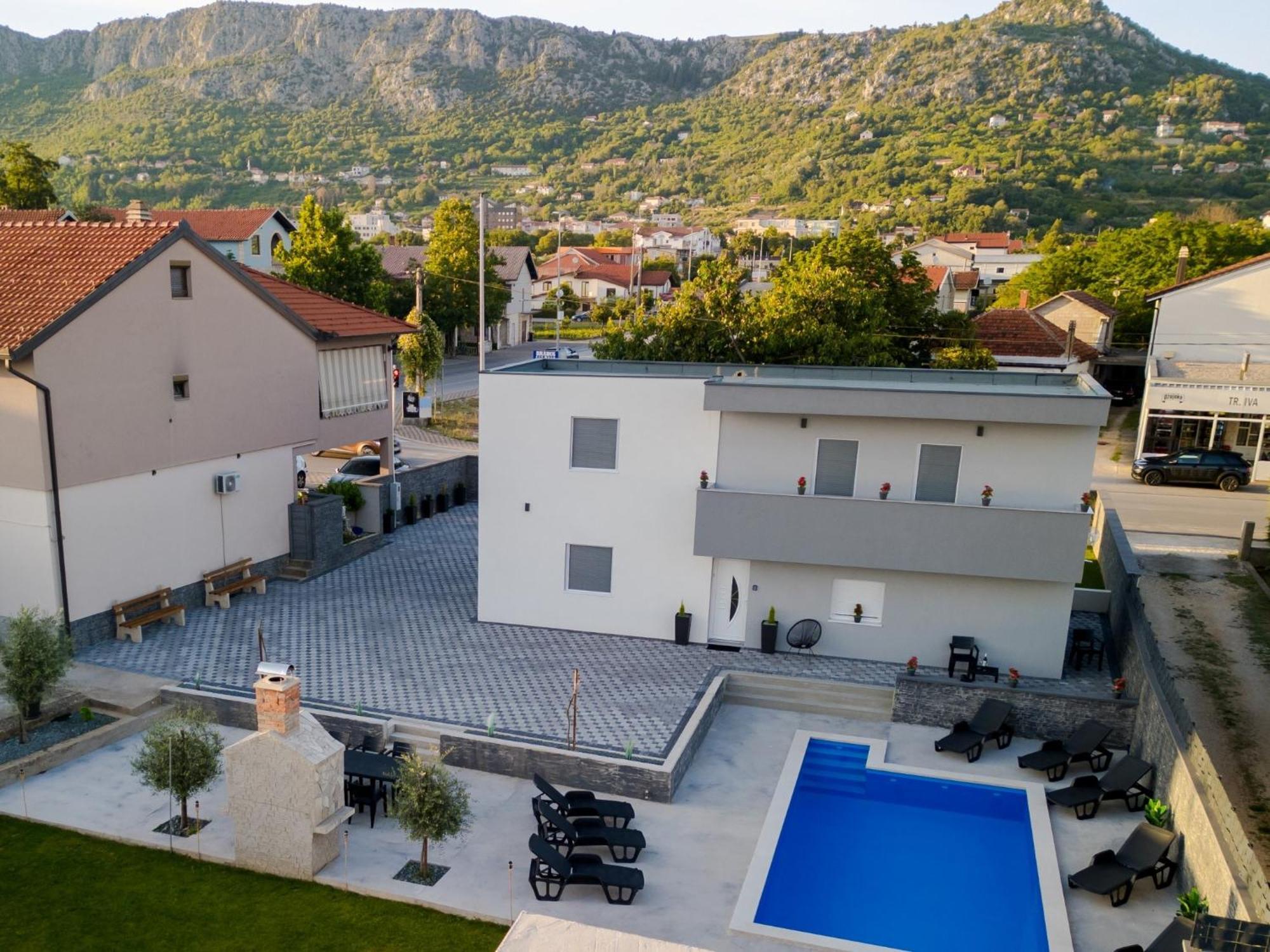 ליובוסקי Villa Aurora מראה חיצוני תמונה